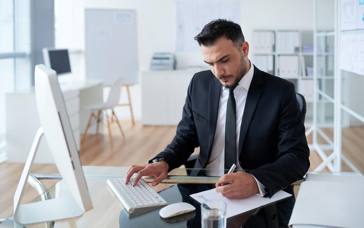 Session de webinaire interactive avec formateurs engagés